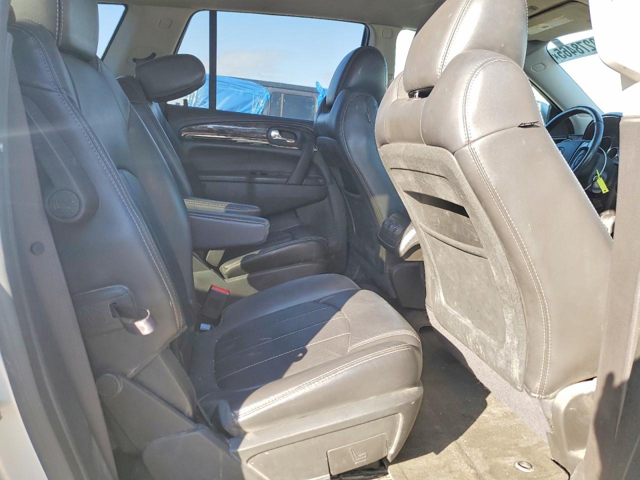 2015 BUICK ENCLAVE photo 11