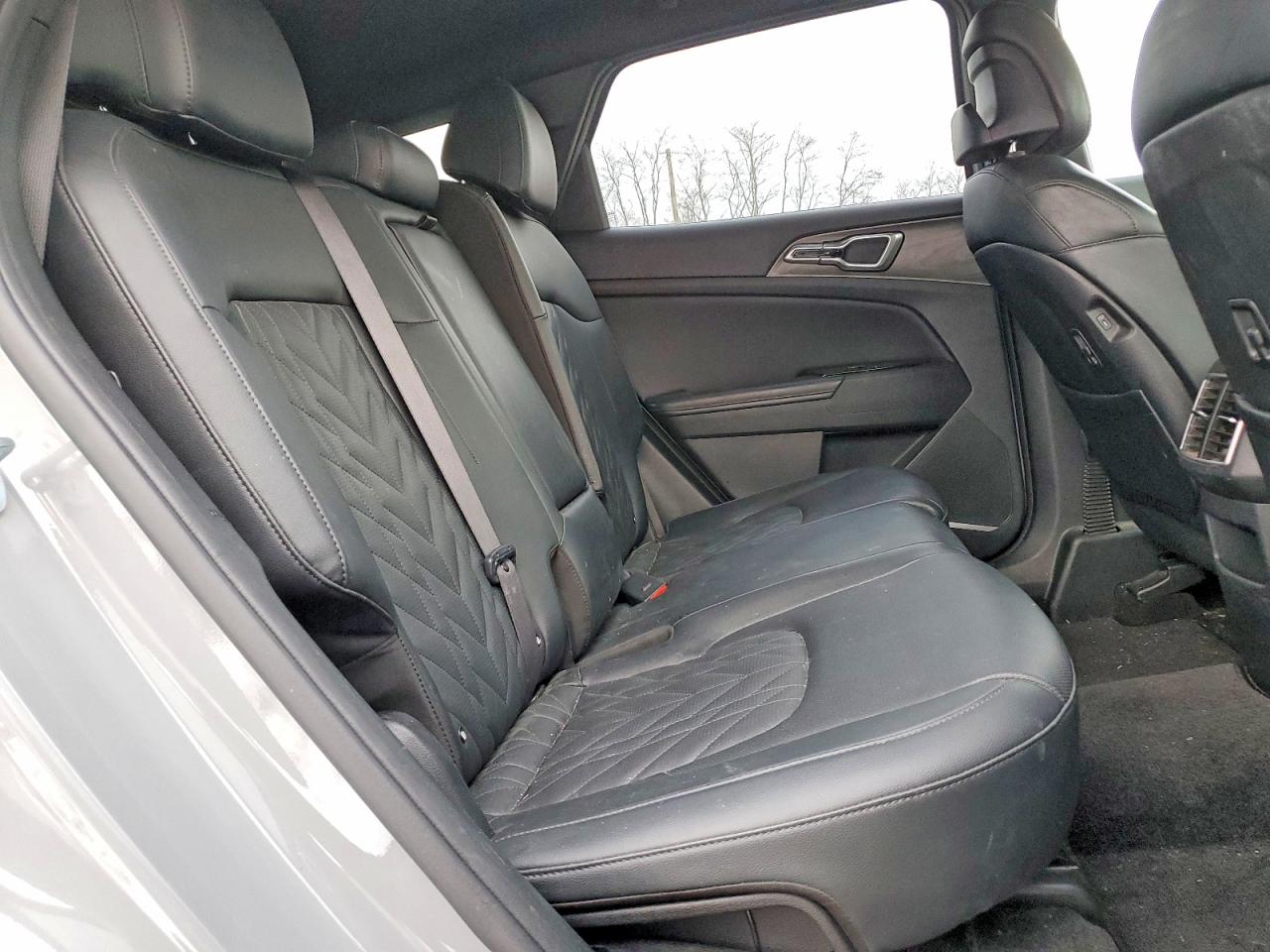 2023 KIA SPORTAGE X-LINE photo 21