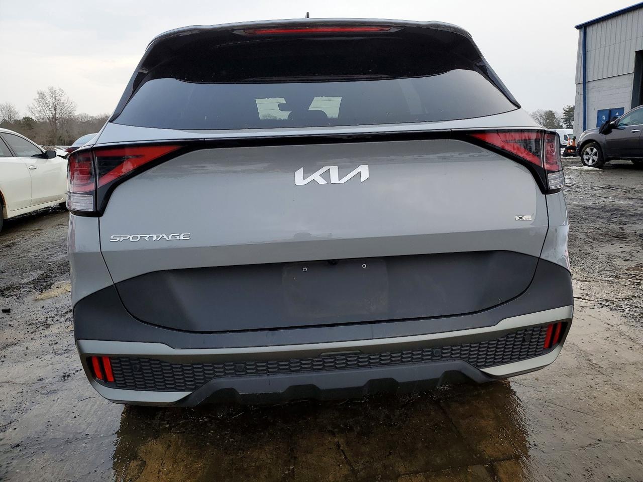 2023 KIA SPORTAGE X-LINE photo 11