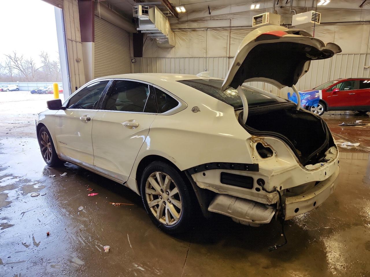 2015 CHEVROLET IMPALA LT photo 2