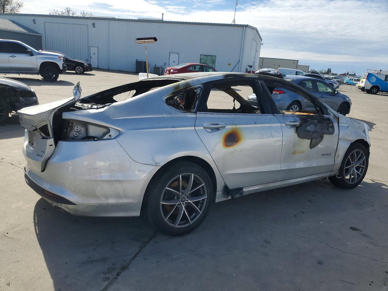 2017 FORD FUSION SE HYBRID photo 3
