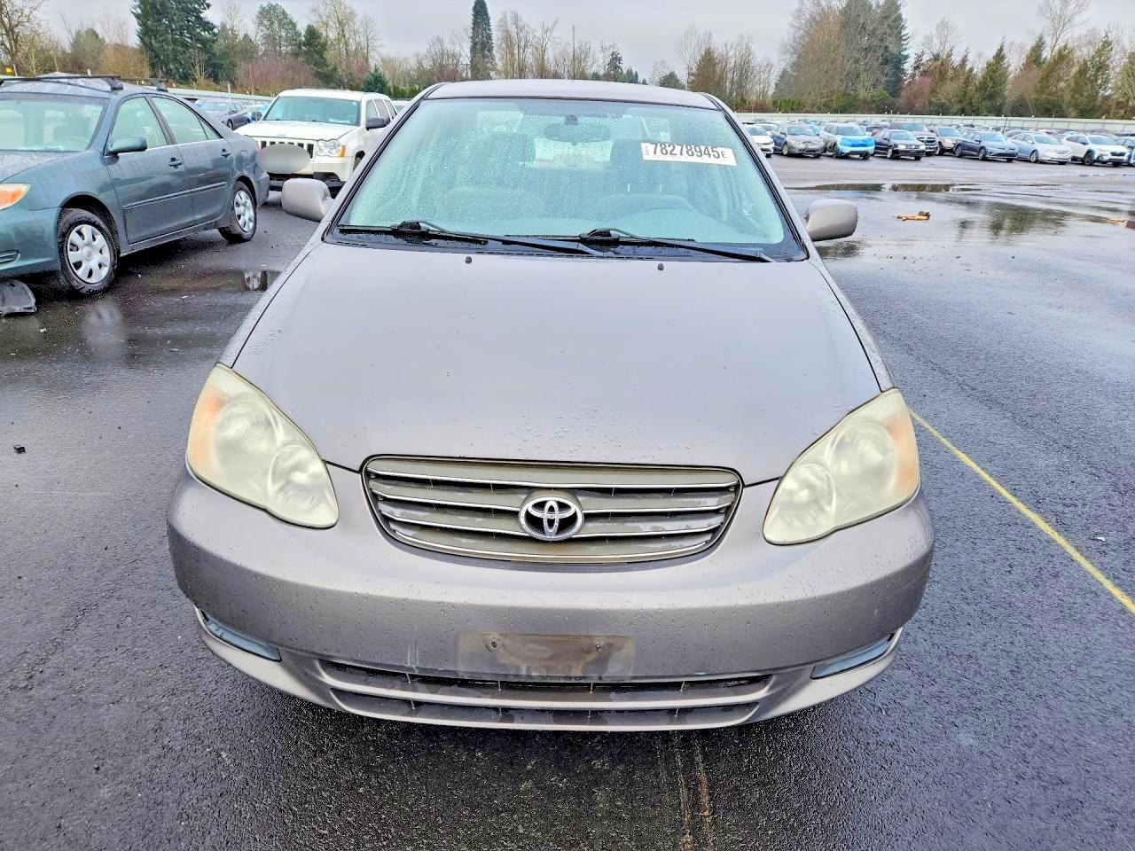 2004 TOYOTA COROLLA LE photo 5