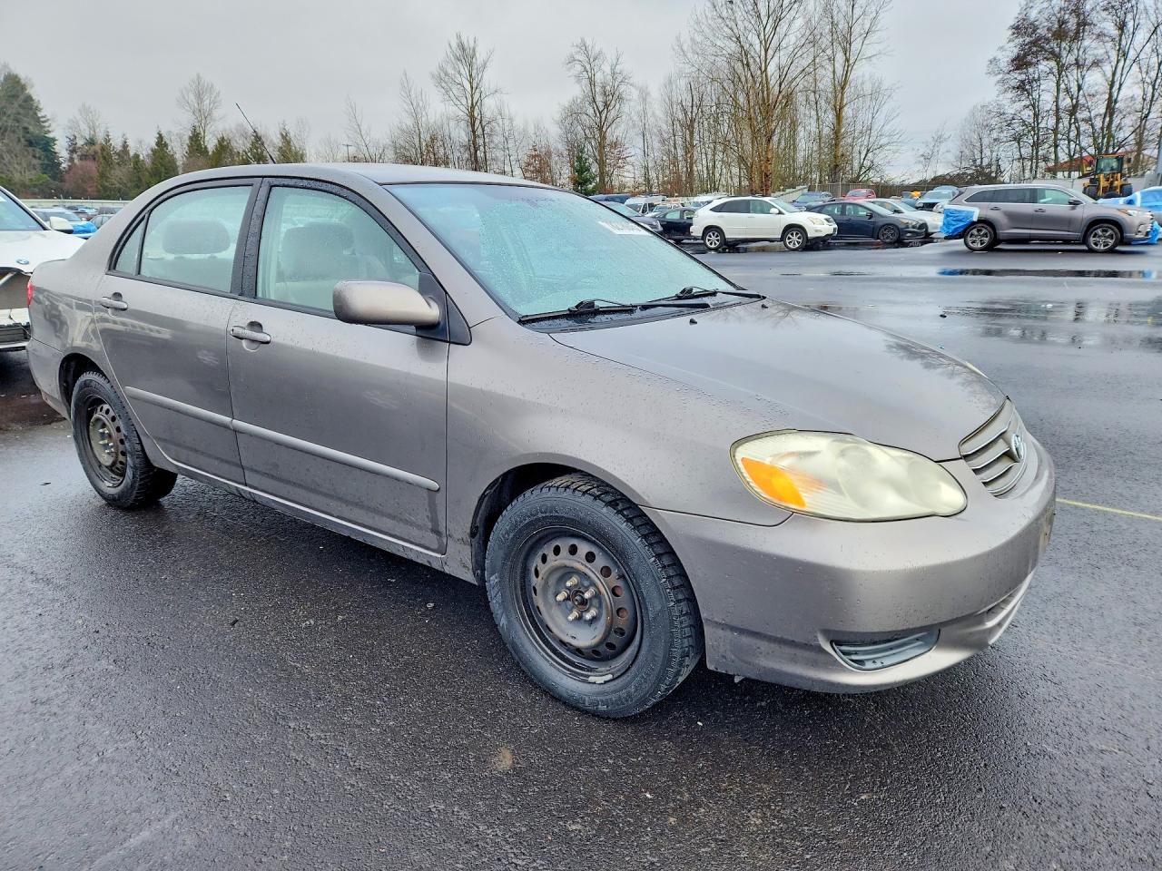 2004 TOYOTA COROLLA LE photo 4