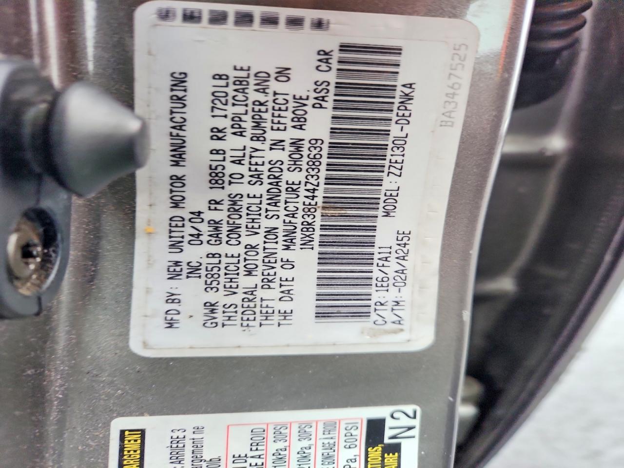 2004 TOYOTA COROLLA LE photo 12