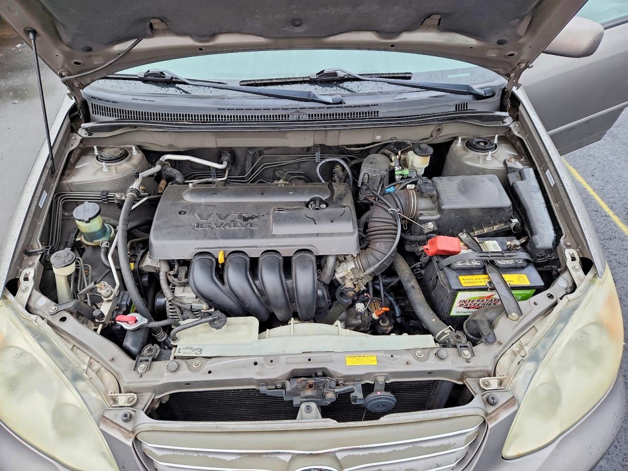 2004 TOYOTA COROLLA LE photo 11
