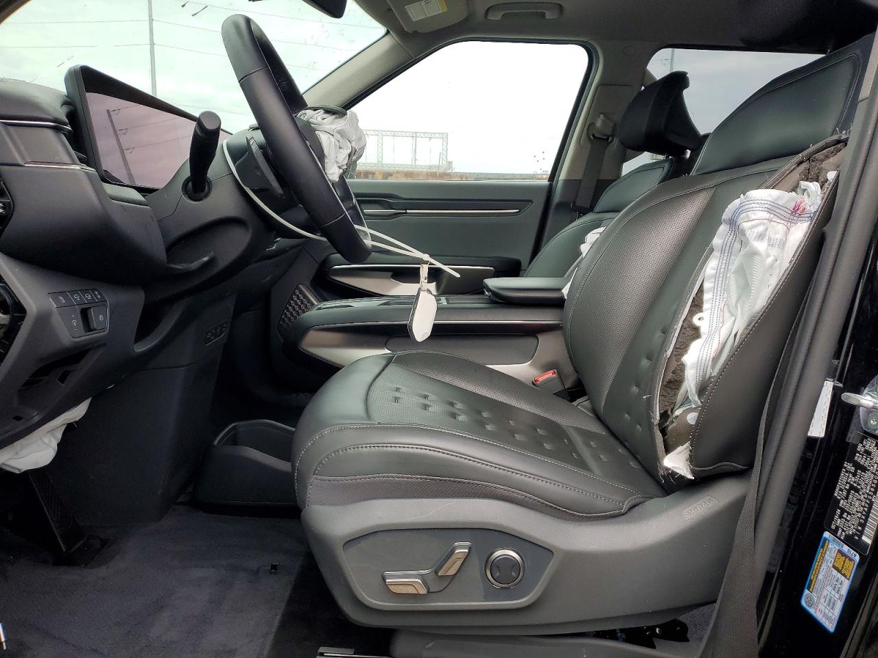 2025 KIA EV9 WIND photo 7