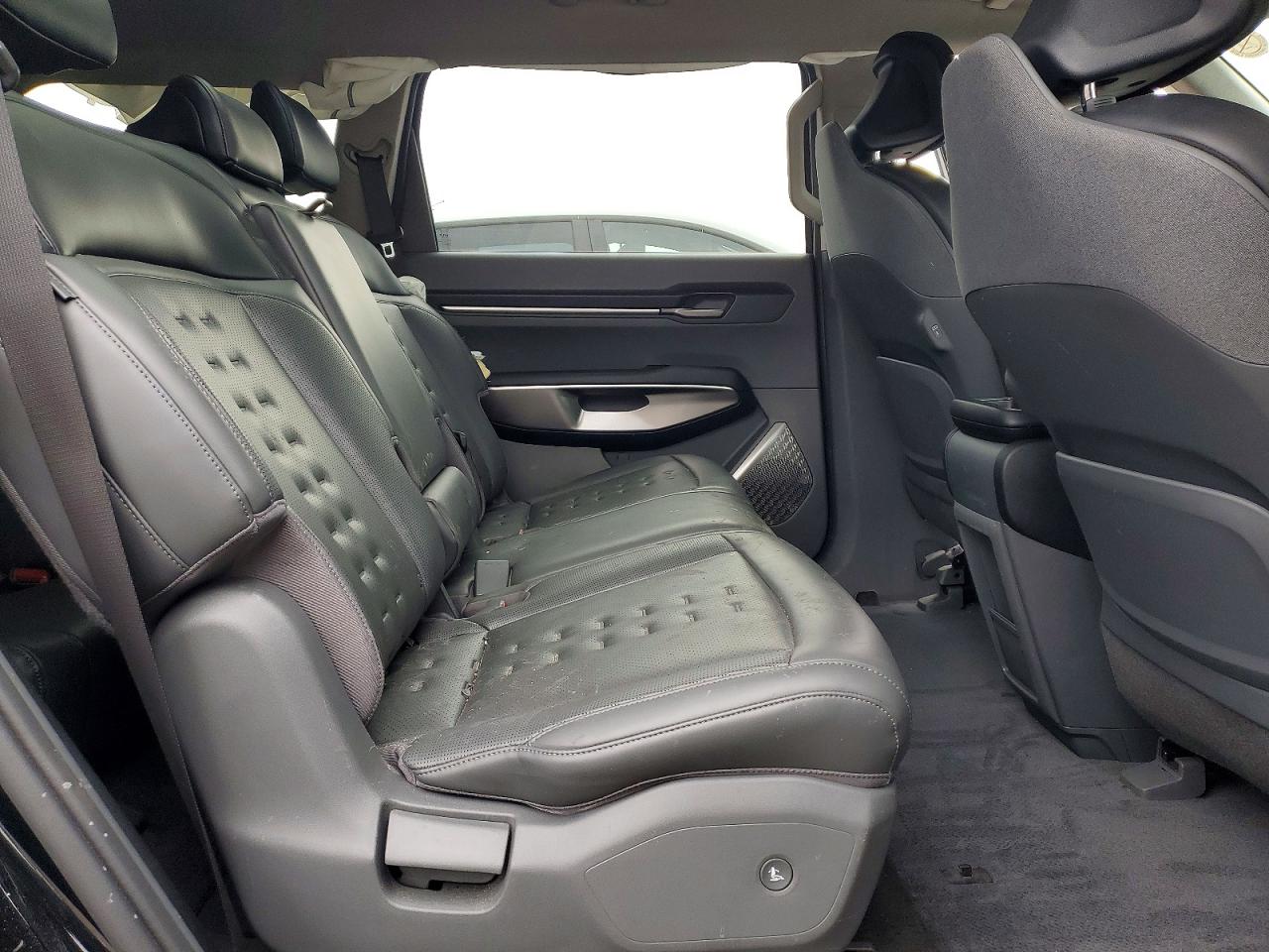 2025 KIA EV9 WIND photo 10