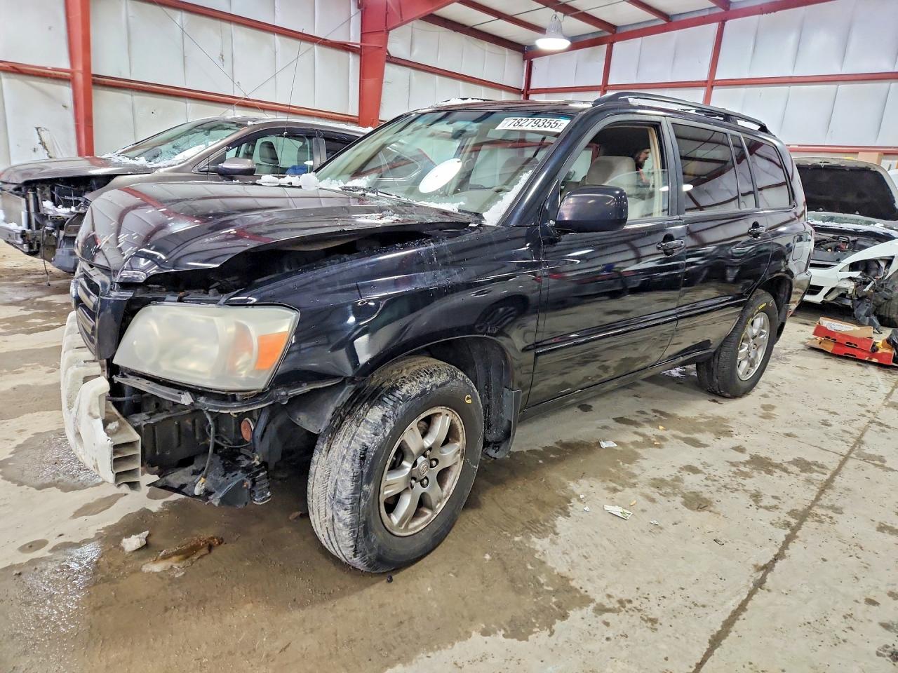 2004 TOYOTA HIGHLANDER