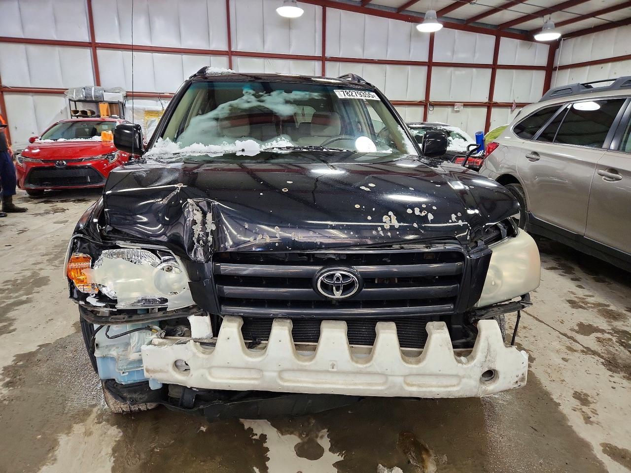 2004 TOYOTA HIGHLANDER BASE photo 5