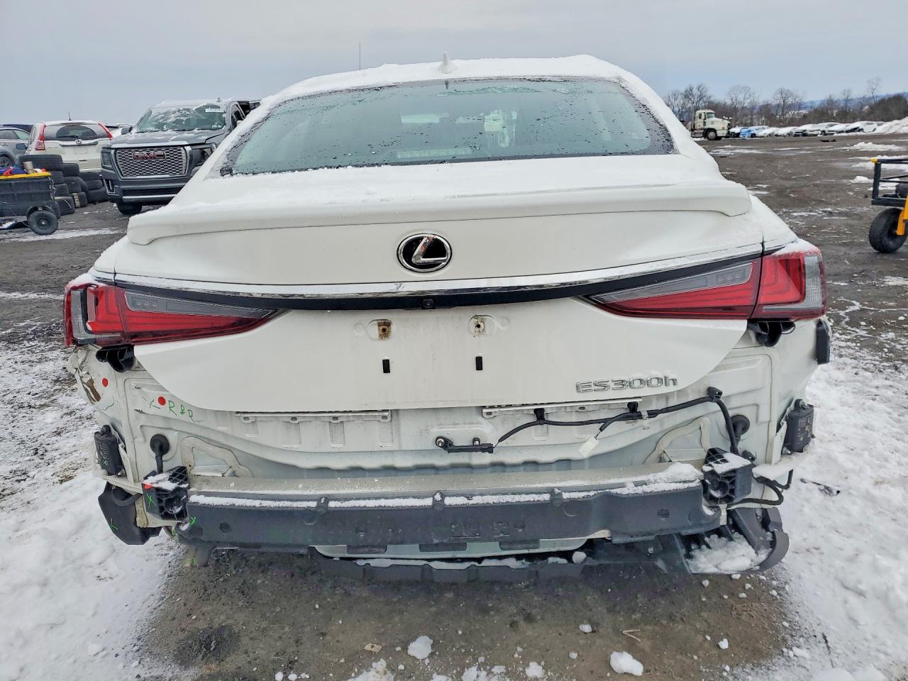 2024 LEXUS ES 300H BASE photo 6