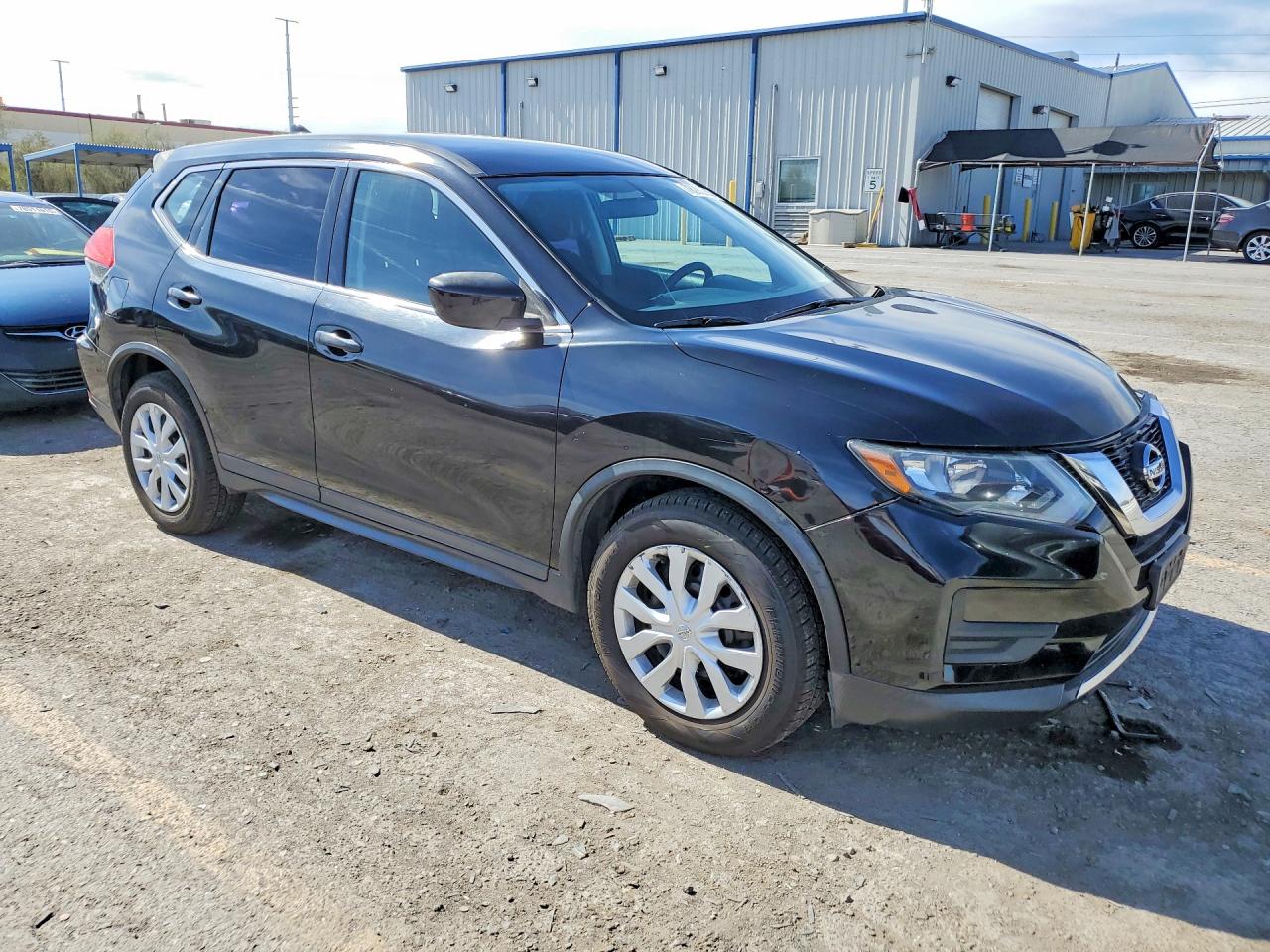 2017 NISSAN ROGUE S photo 10