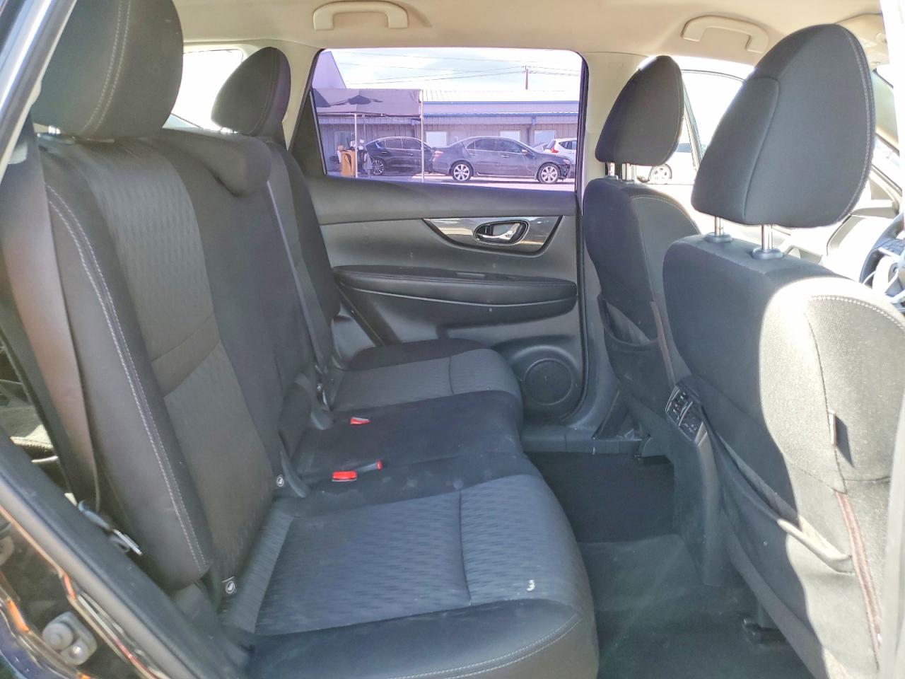 2017 NISSAN ROGUE S photo 31