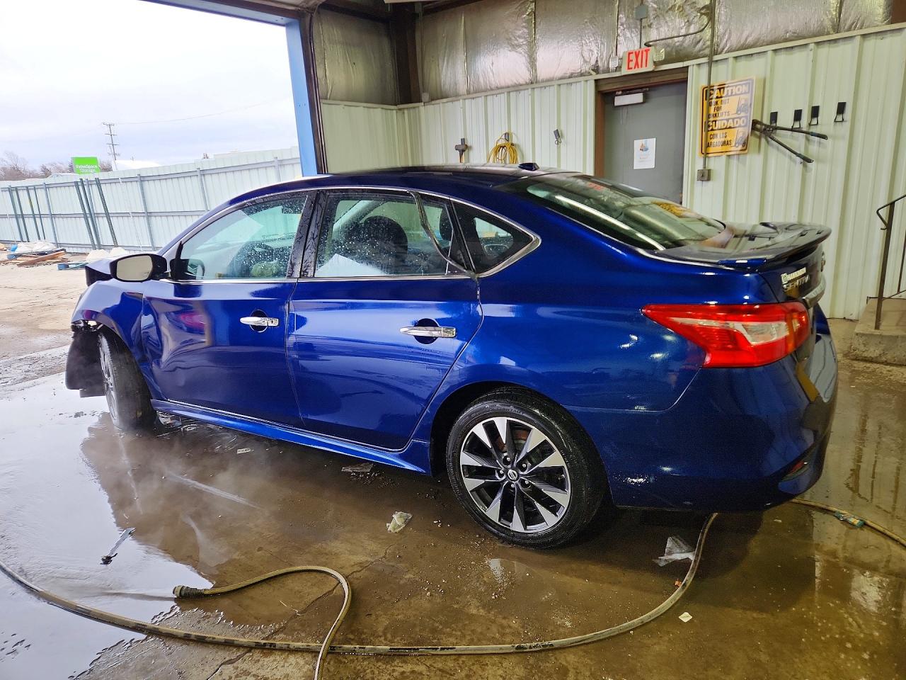 2016 NISSAN SENTRA SR photo 2