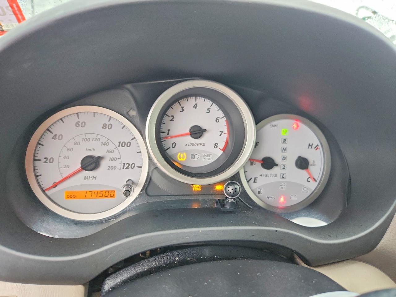 2005 TOYOTA RAV4 photo 17