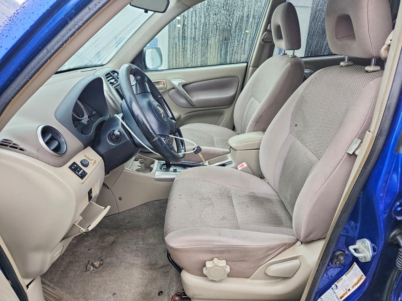 2005 TOYOTA RAV4 photo 13