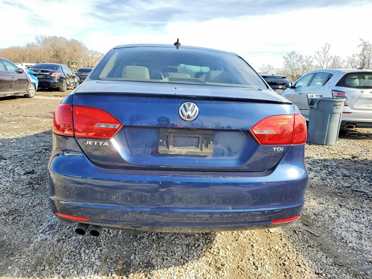 2014 VOLKSWAGEN JETTA TDI photo 6