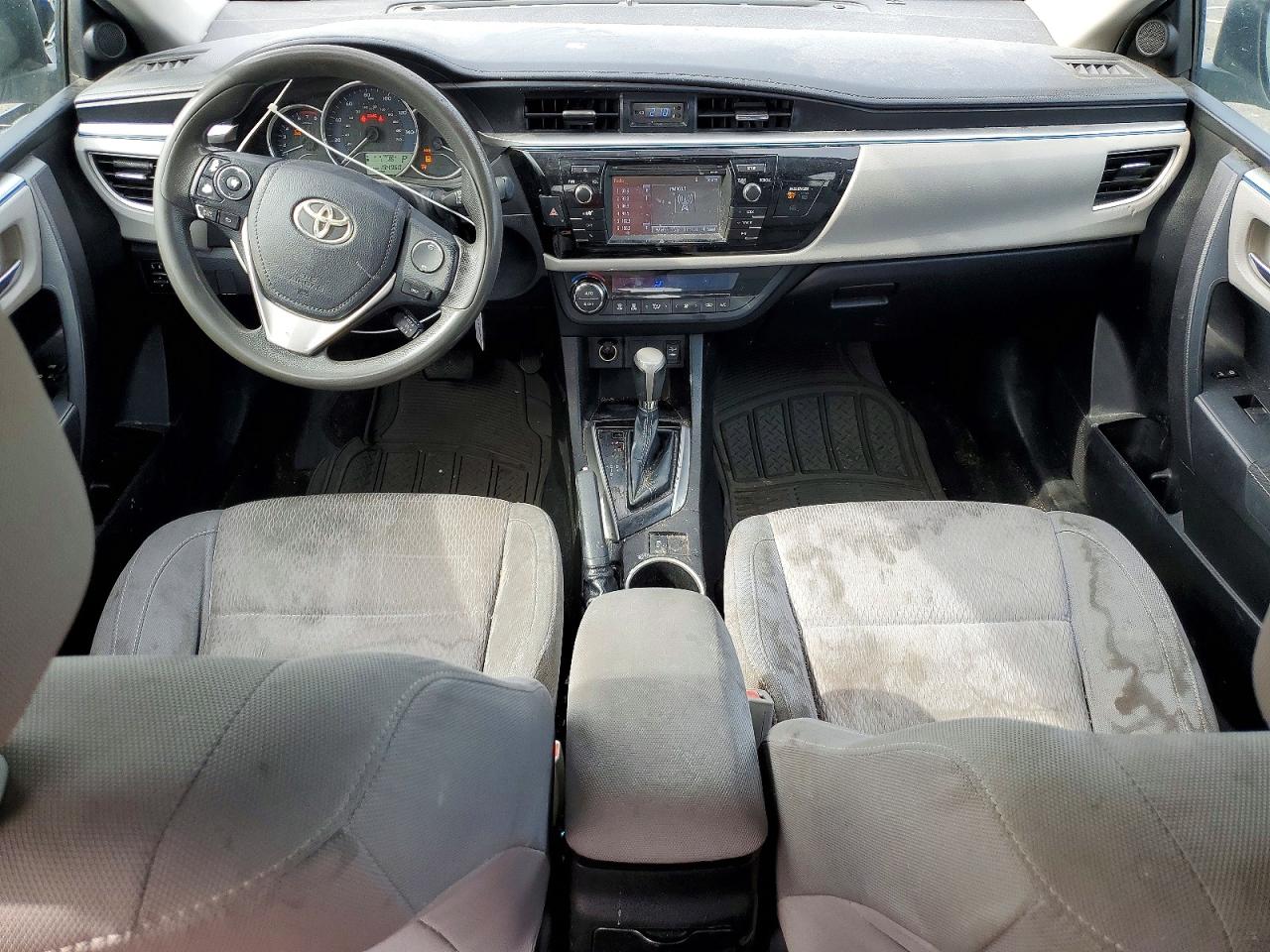 2015 TOYOTA COROLLA LE photo 15