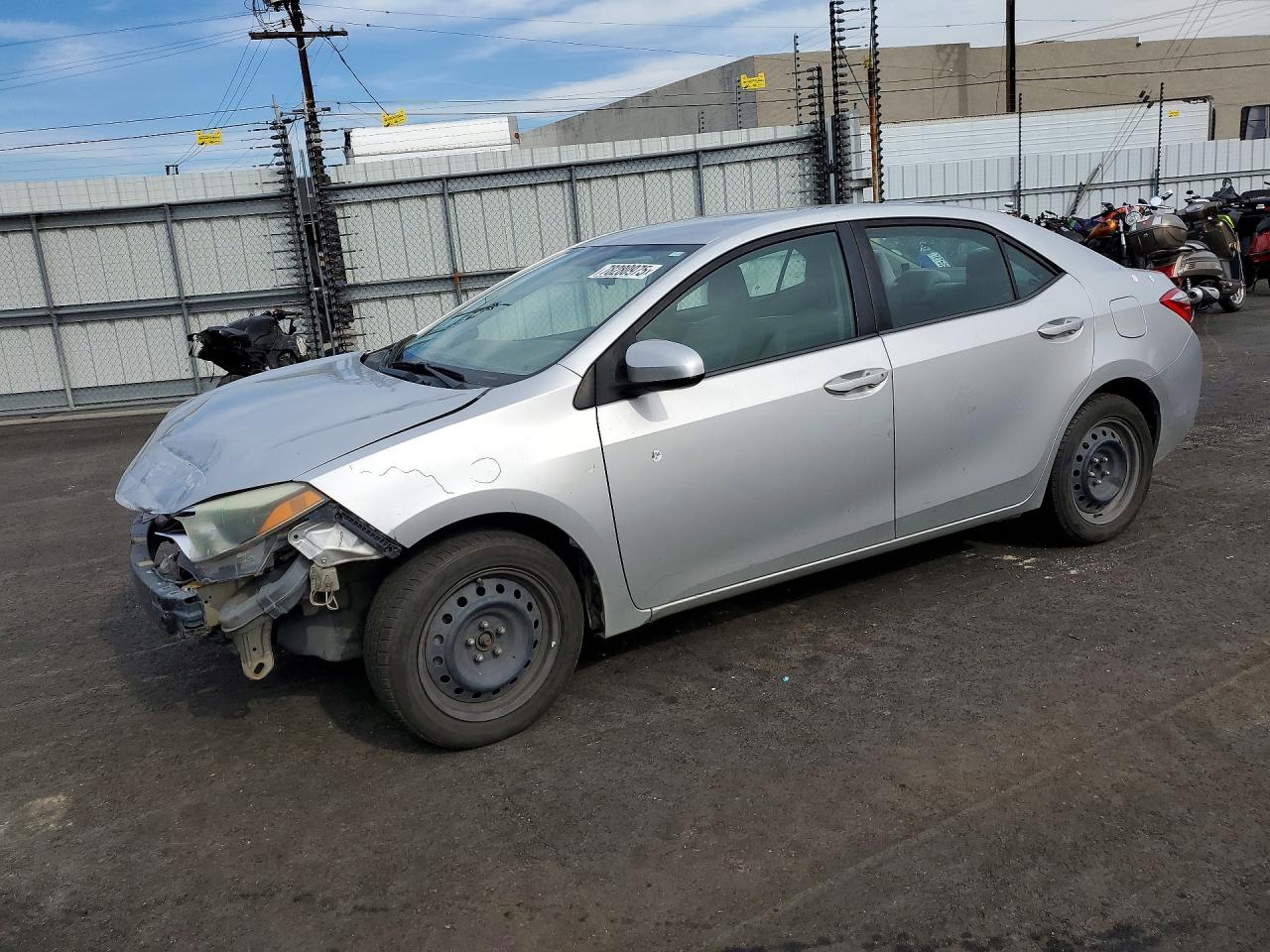 2015 TOYOTA COROLLA