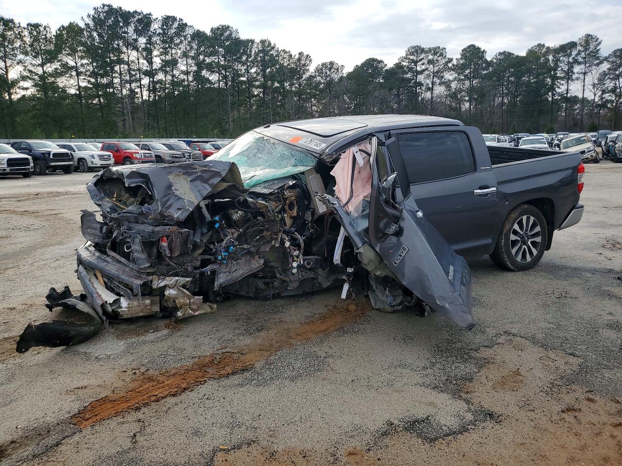 2018 TOYOTA TUNDRA