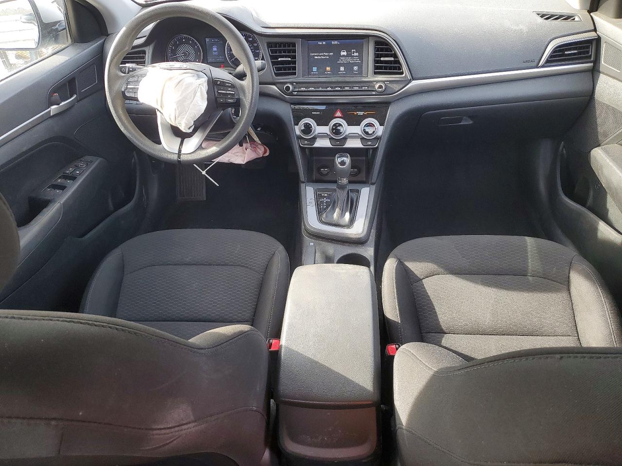 2019 HYUNDAI ELANTRA SEL photo 8
