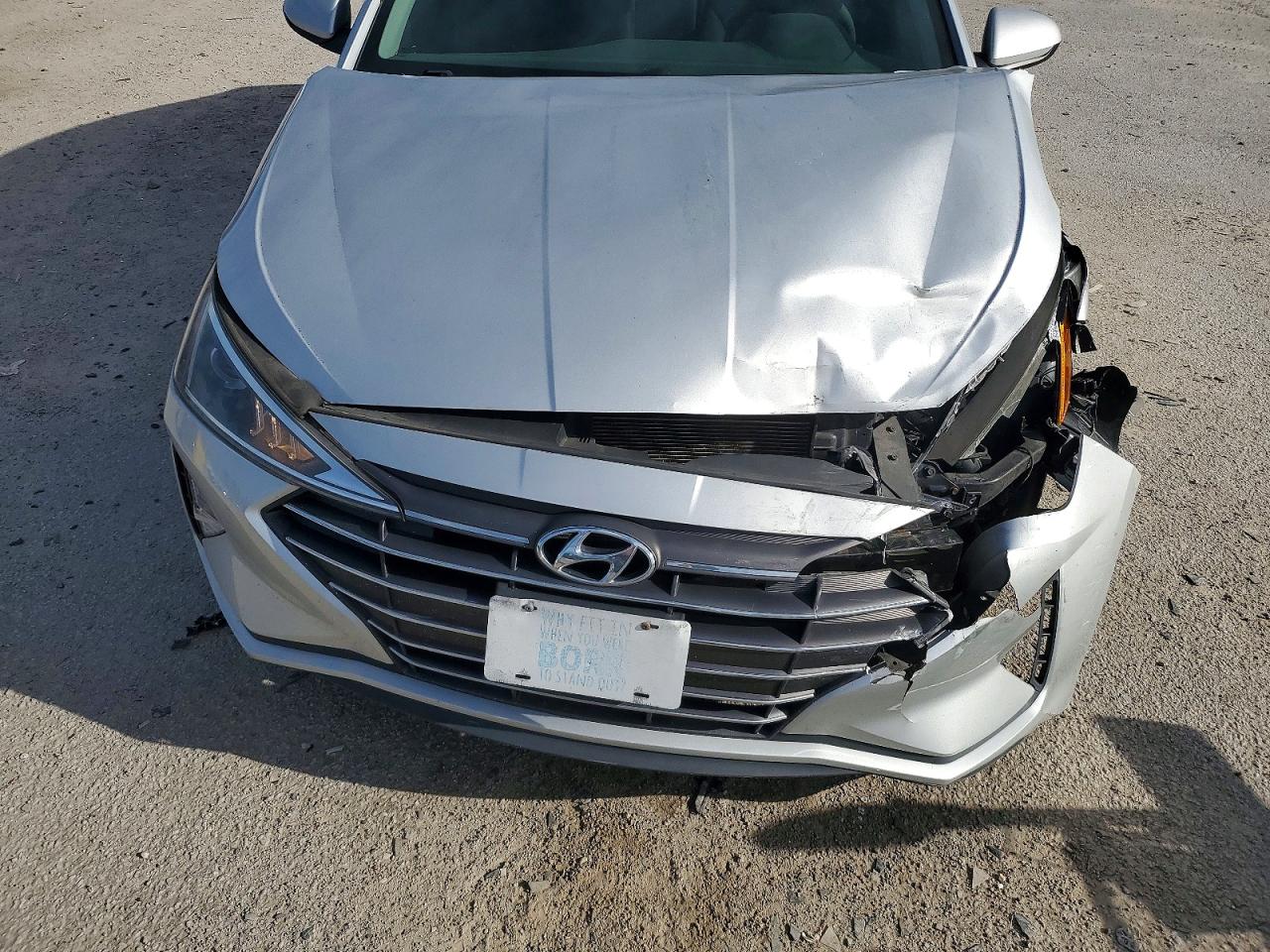 2019 HYUNDAI ELANTRA SEL photo 11