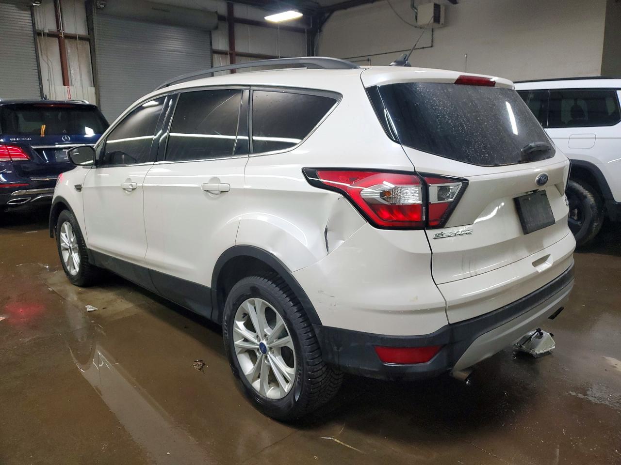 2018 FORD ESCAPE SEL photo 4