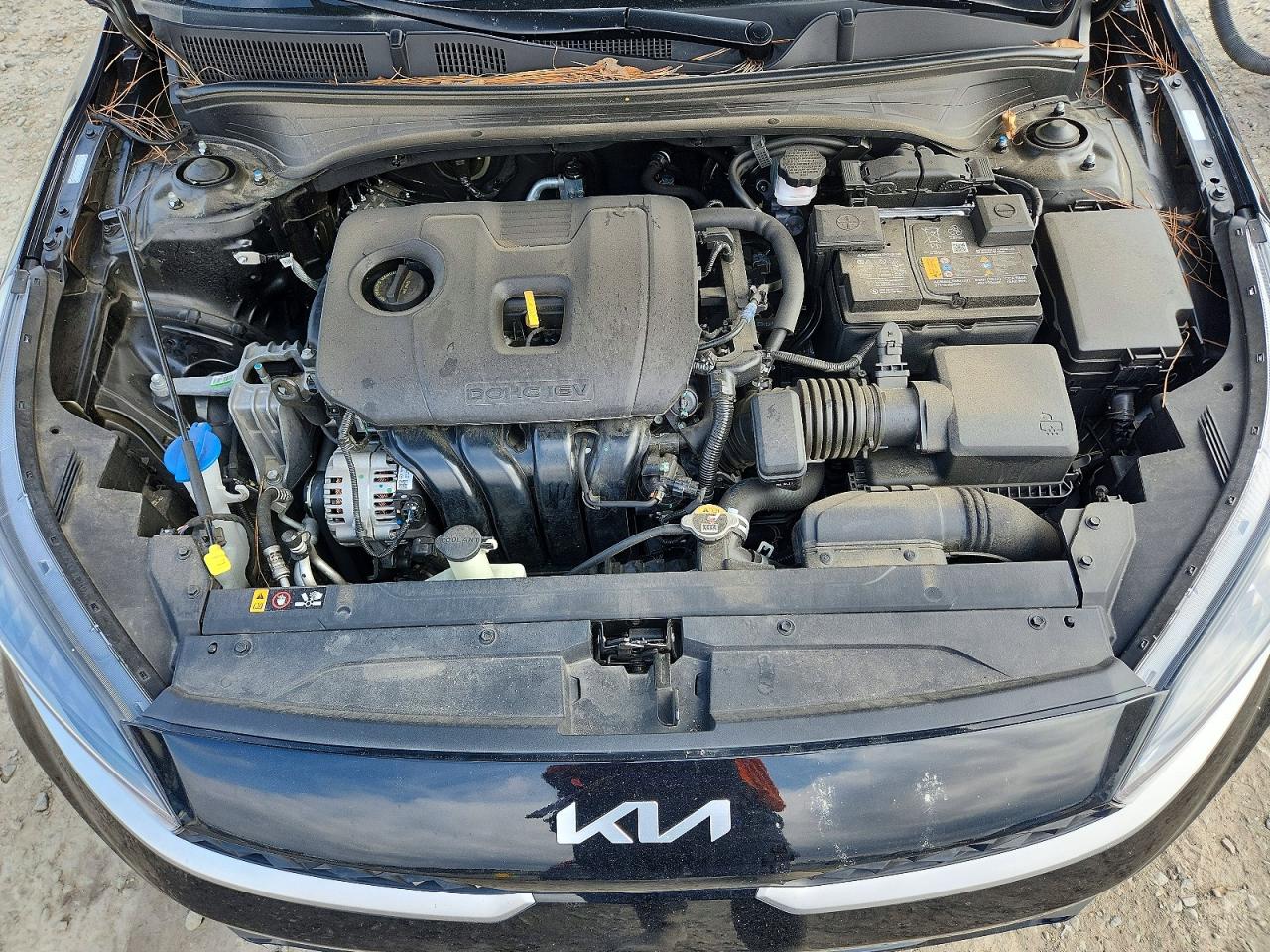 2024 KIA FORTE photo 21