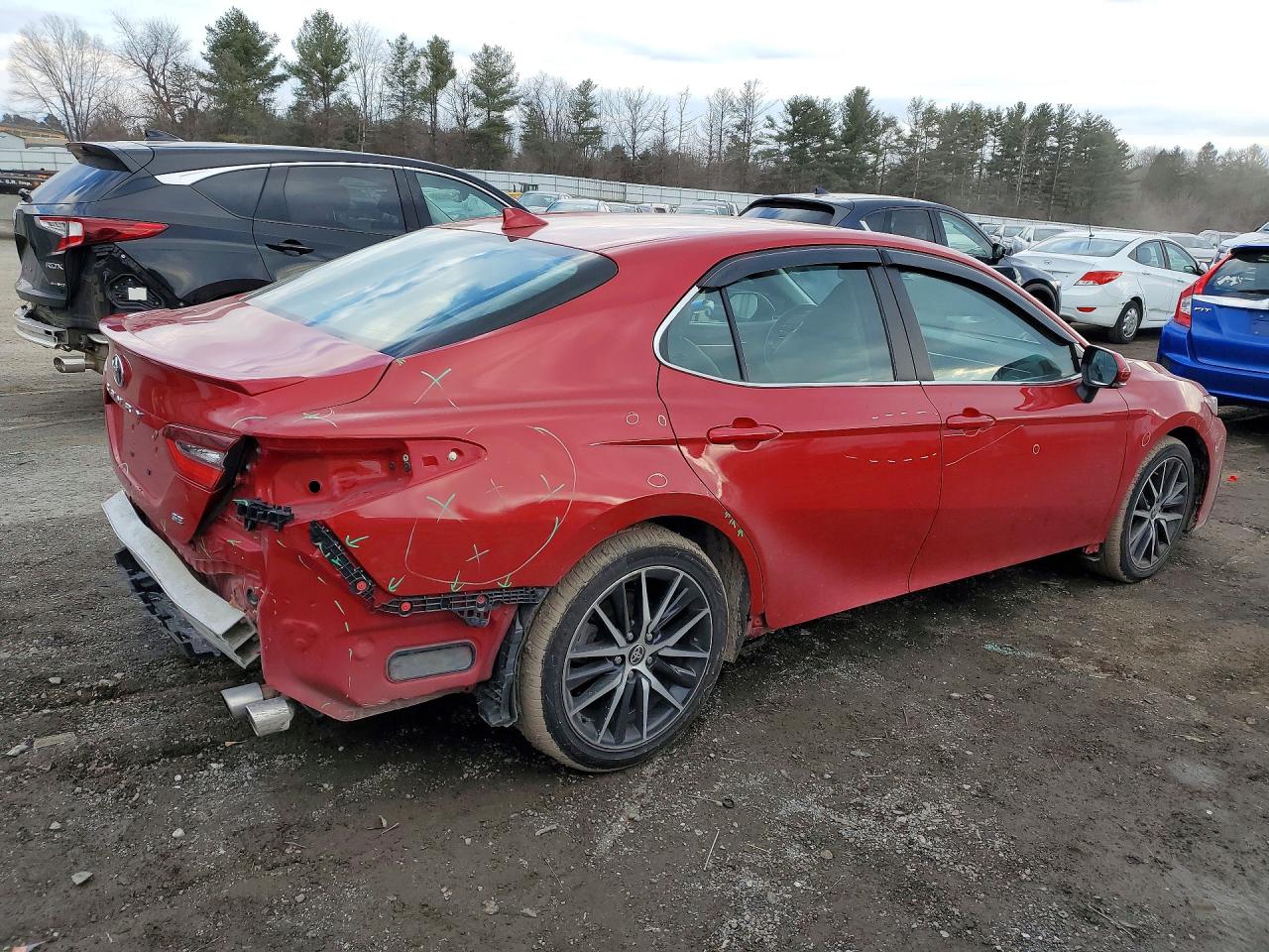 2022 TOYOTA CAMRY SE photo 5