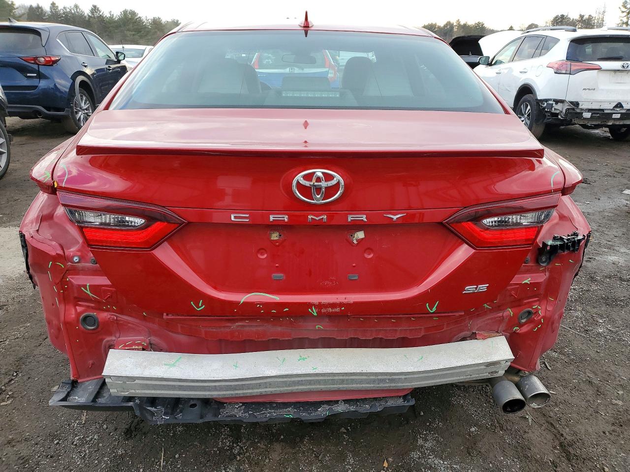 2022 TOYOTA CAMRY SE photo 11