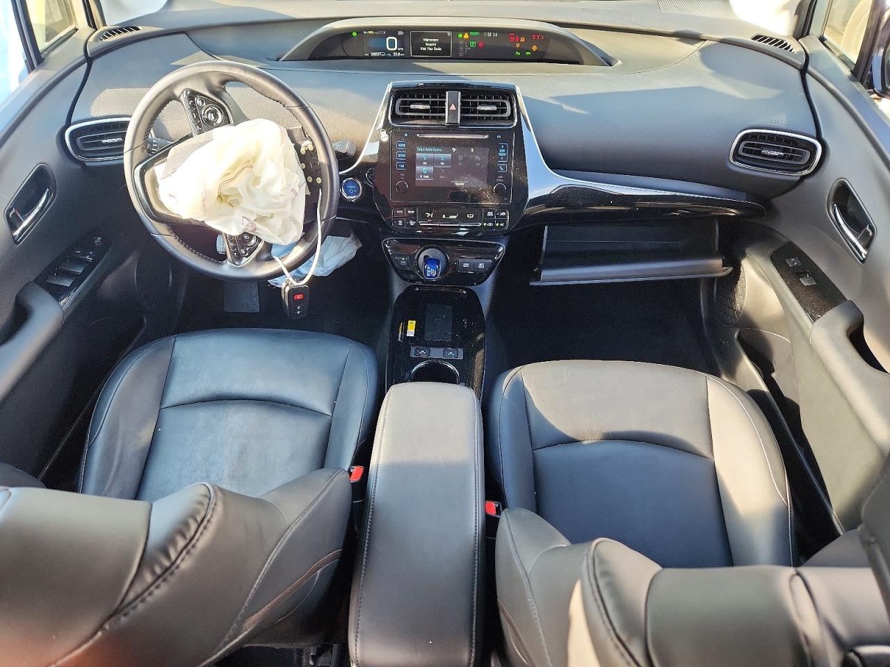 2019 TOYOTA PRIUS XLE AWD-E photo 8