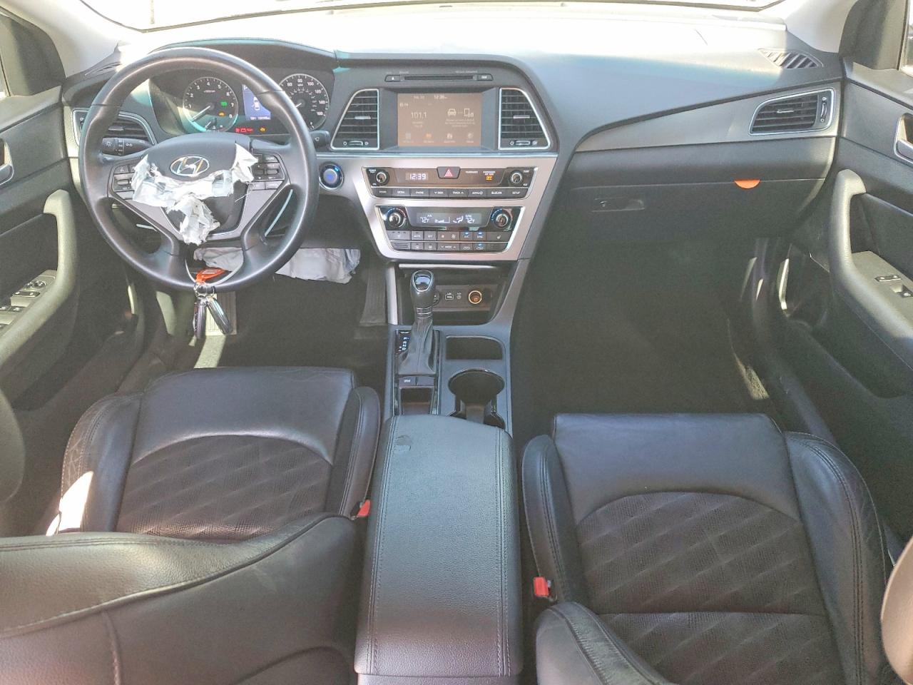 2016 HYUNDAI SONATA SPORT photo 15