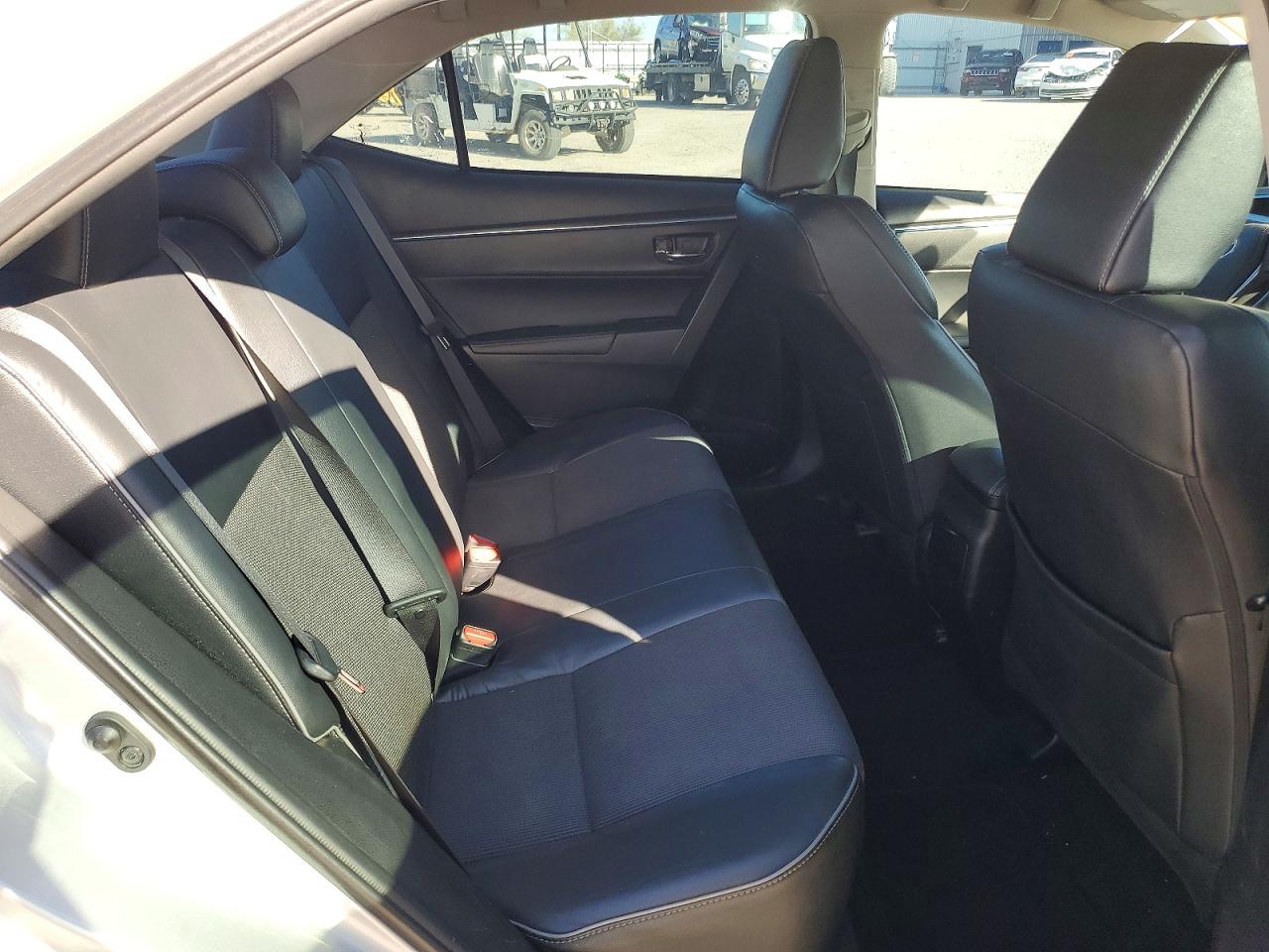2014 TOYOTA COROLLA L photo 10