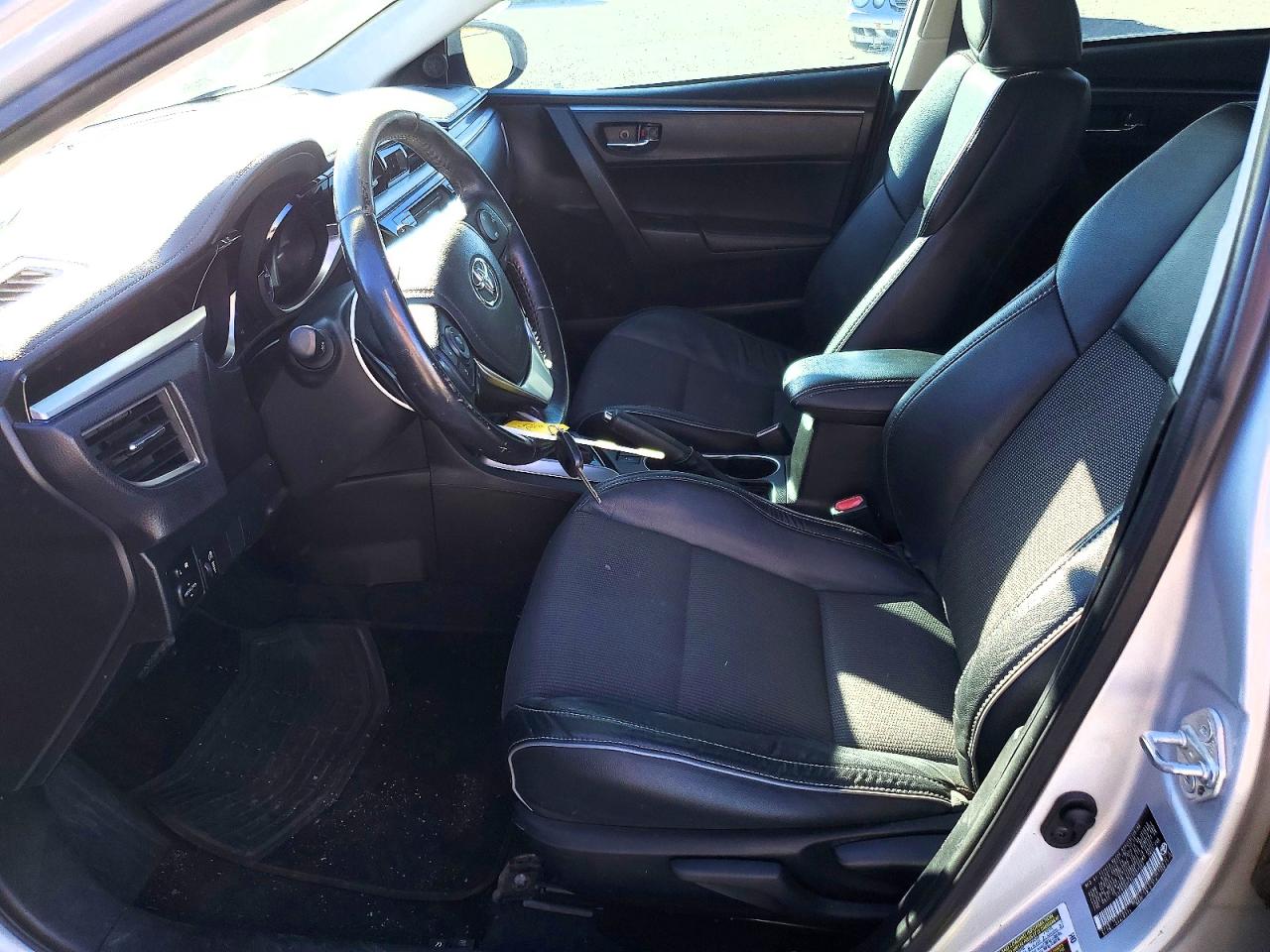 2014 TOYOTA COROLLA L photo 7