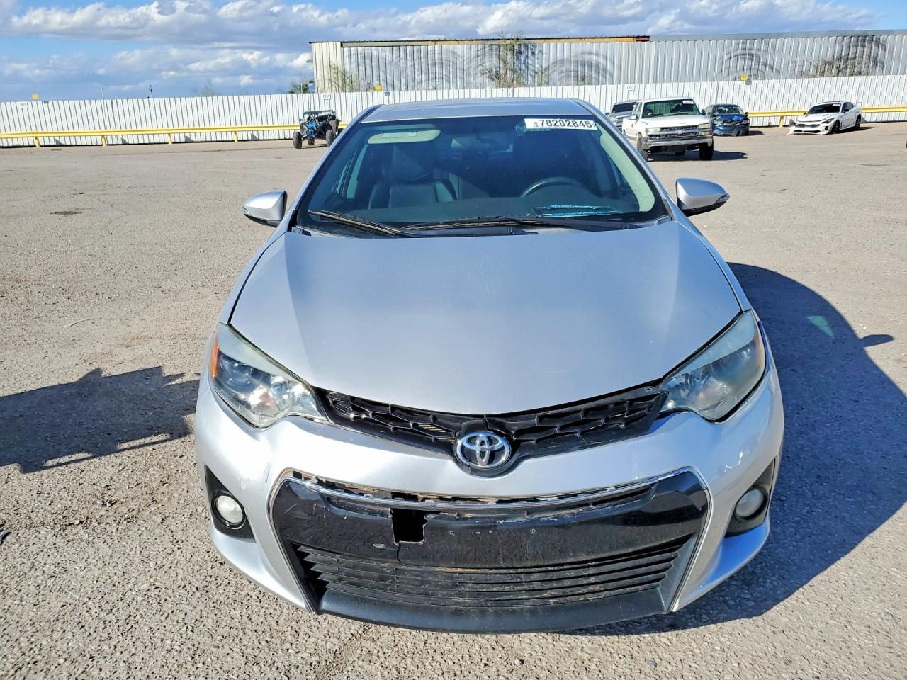 2014 TOYOTA COROLLA L photo 5