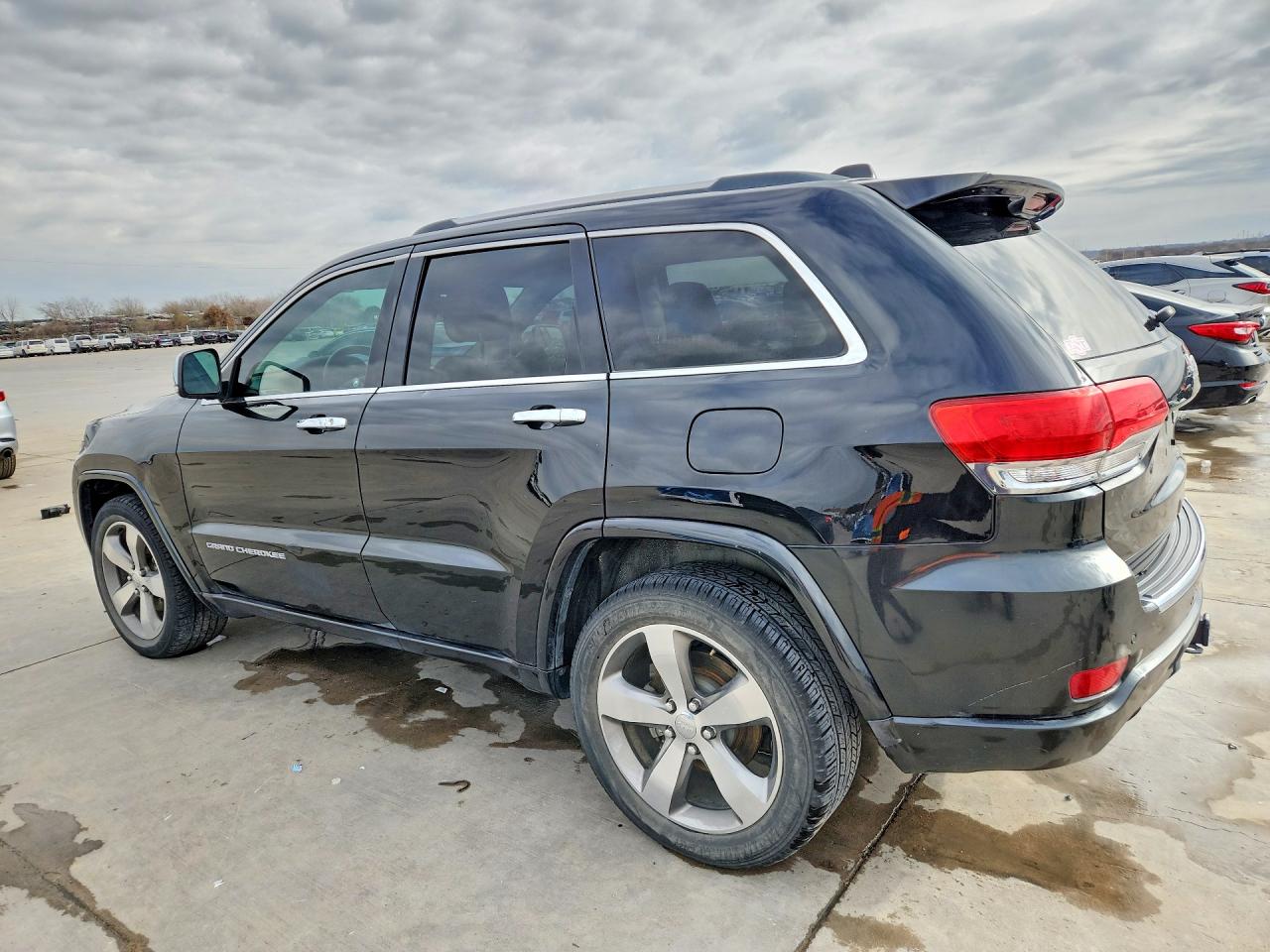 2014 JEEP GRAND CHEROKEE OVERLAND photo 2
