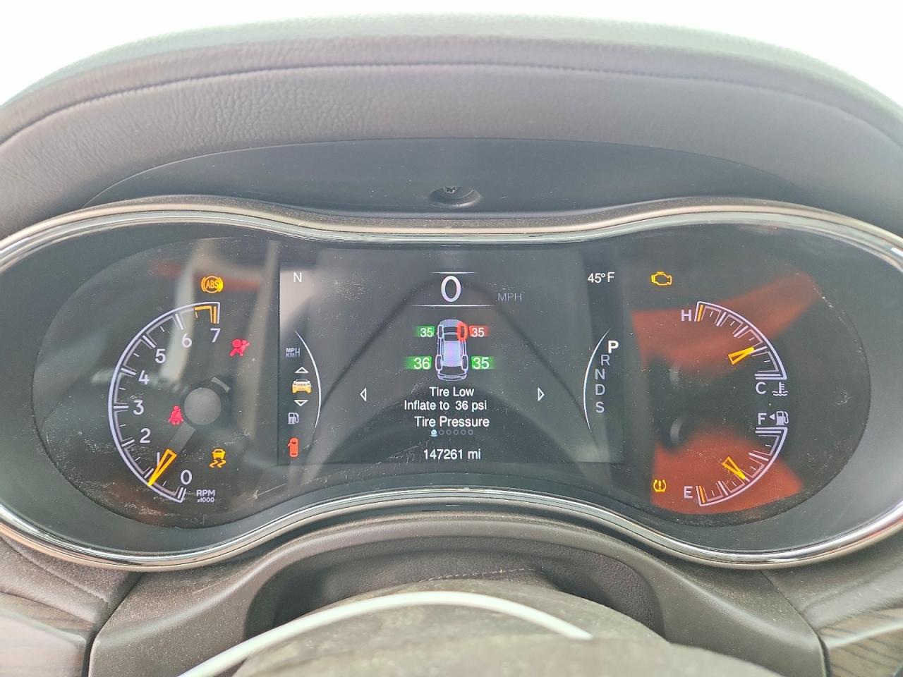 2014 JEEP GRAND CHEROKEE OVERLAND photo 9
