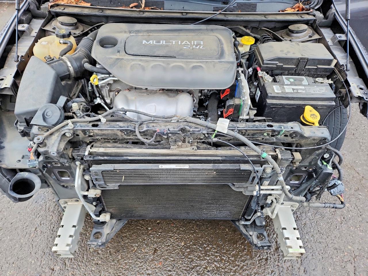 2015 CHRYSLER 200 C photo 31