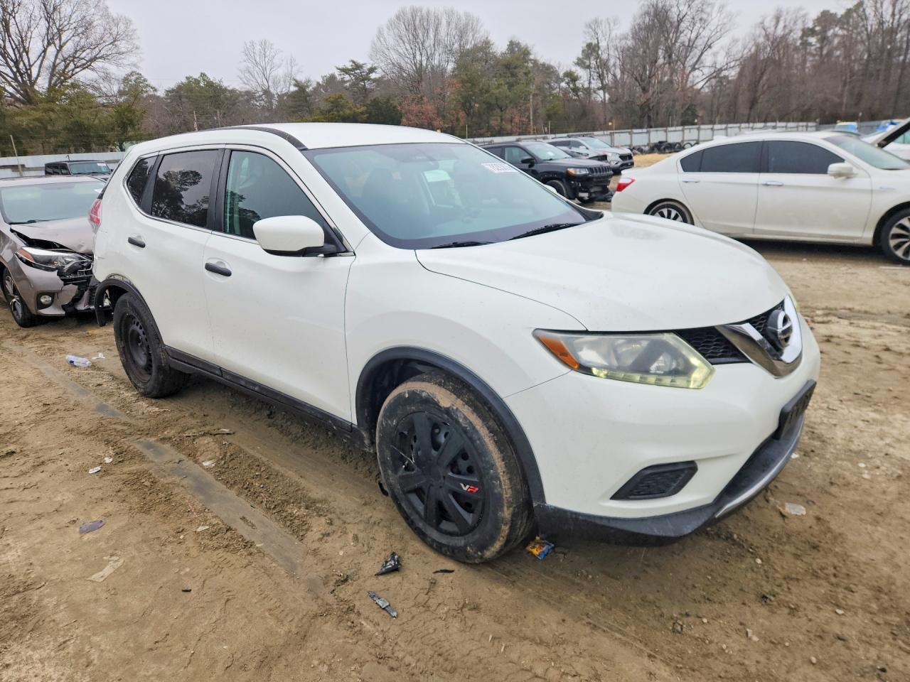 2016 NISSAN ROGUE S photo 4