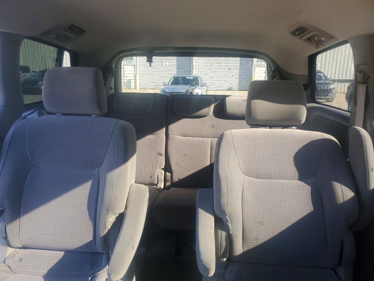 2006 TOYOTA SIENNA CE photo 28