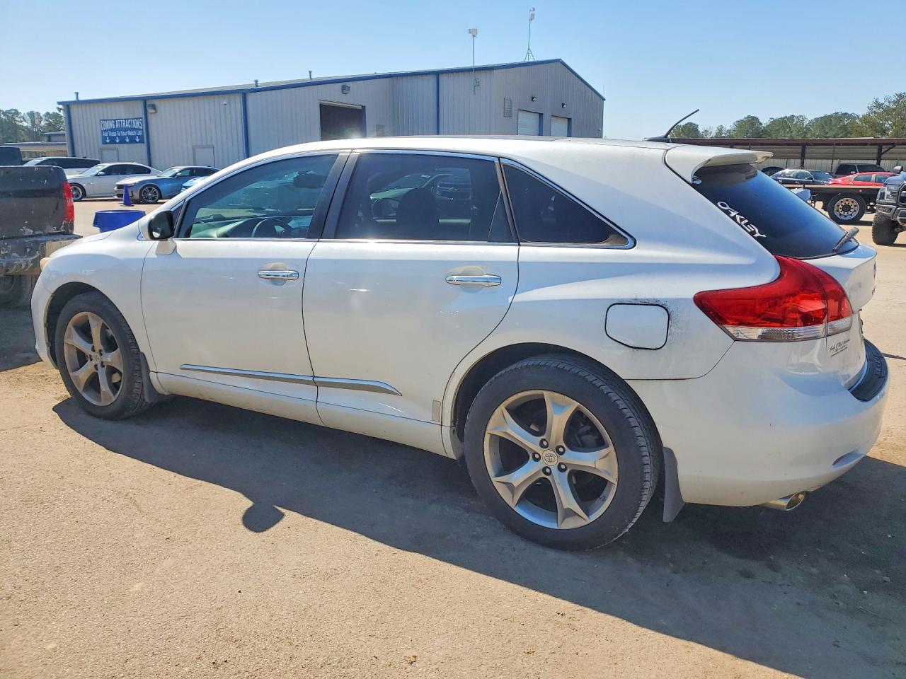 2012 TOYOTA VENZA LIMITED photo 2