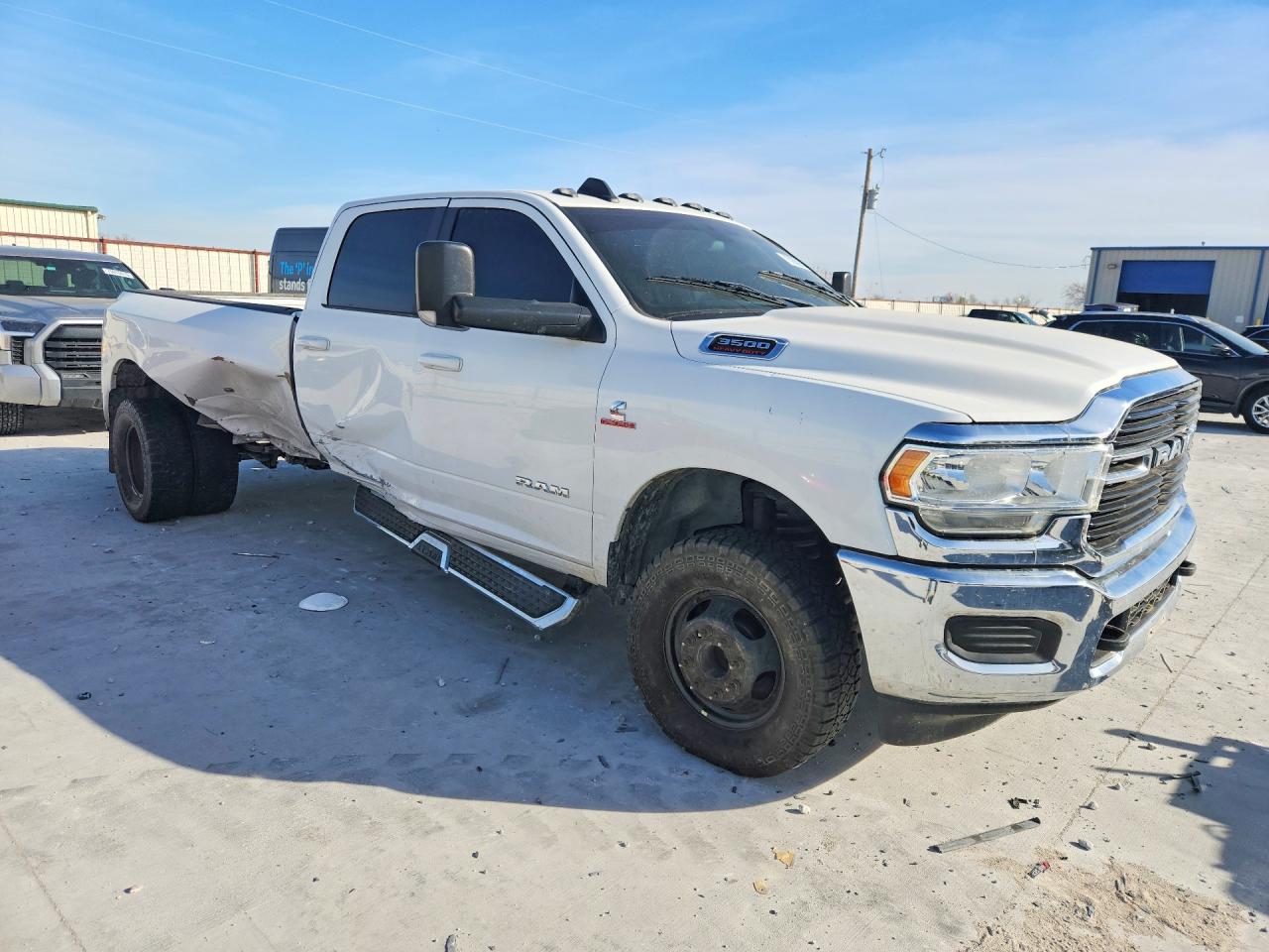 2021 RAM 3500 BIG HORN photo 7