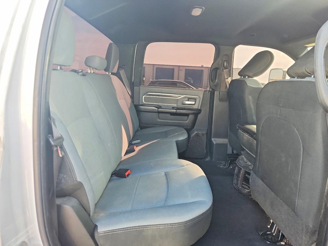 2021 RAM 3500 BIG HORN photo 19