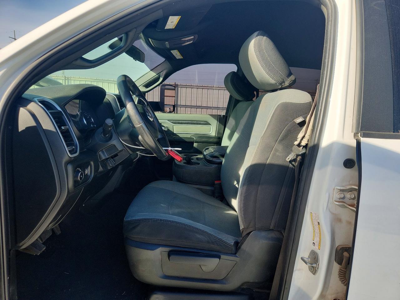 2021 RAM 3500 BIG HORN photo 13
