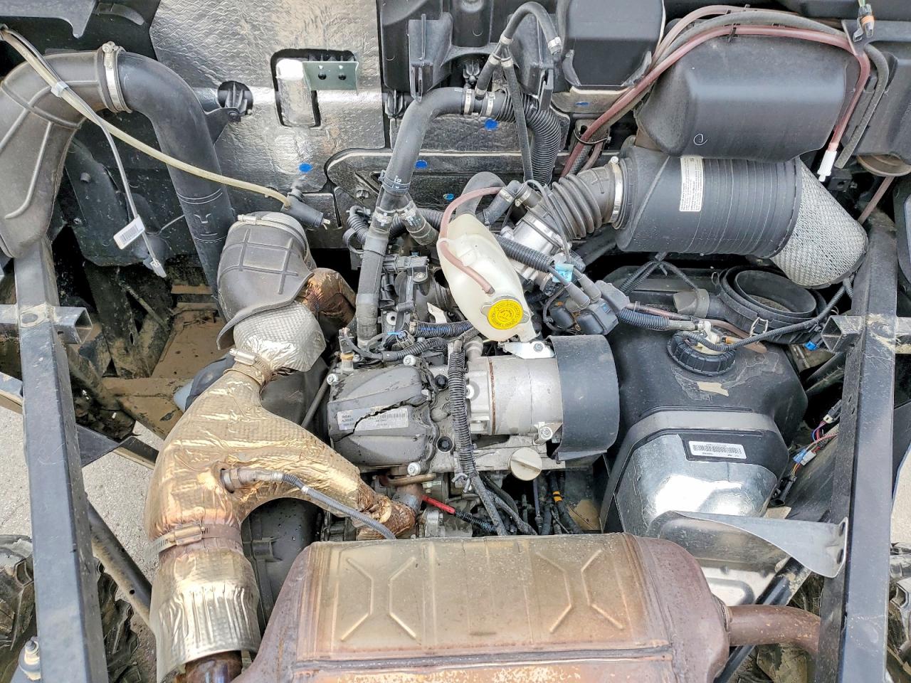 2025 CAN-AM DEFENDER UTILITY VEHICLE photo 7