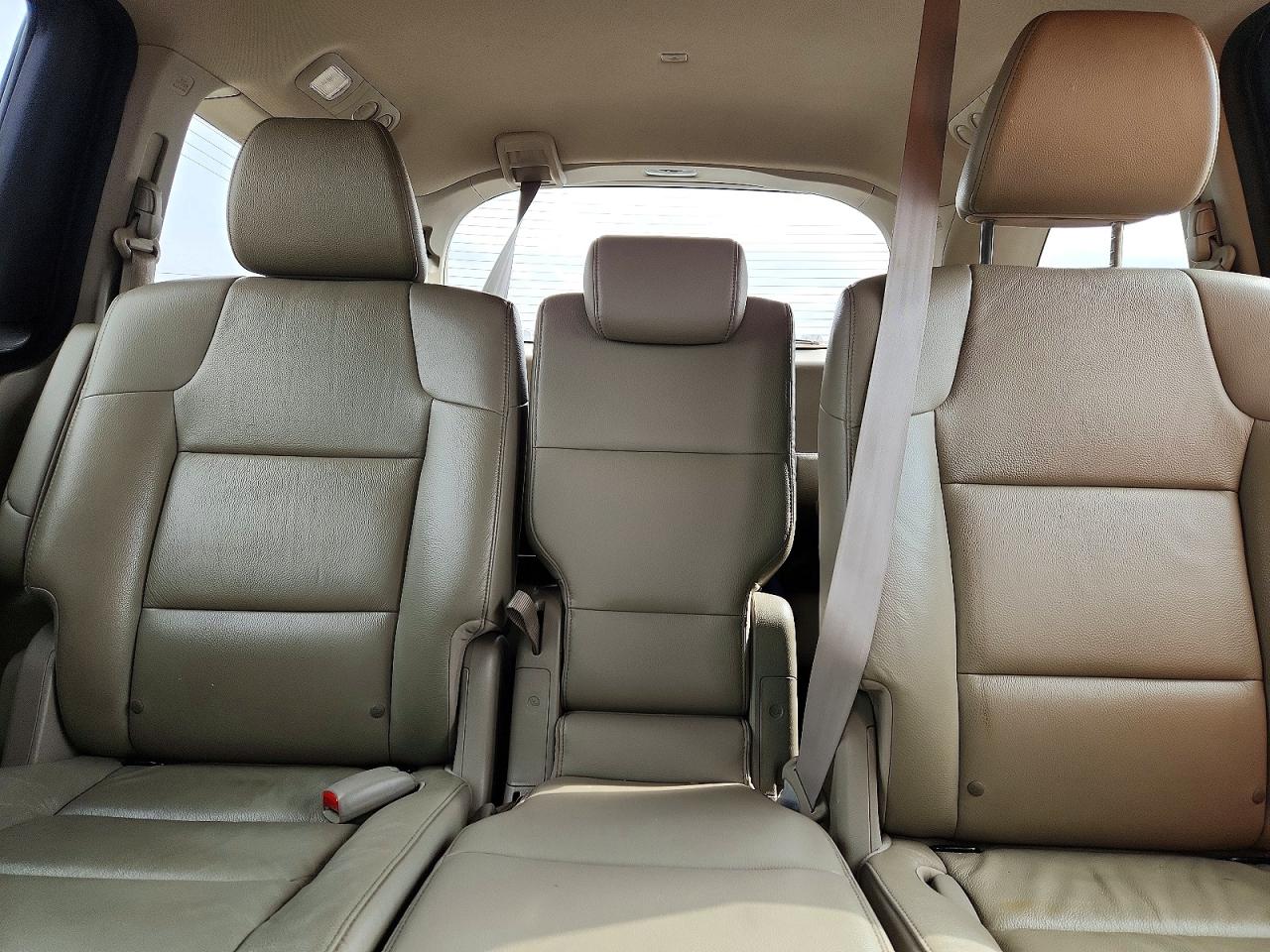 2016 HONDA ODYSSEY EXL photo 10