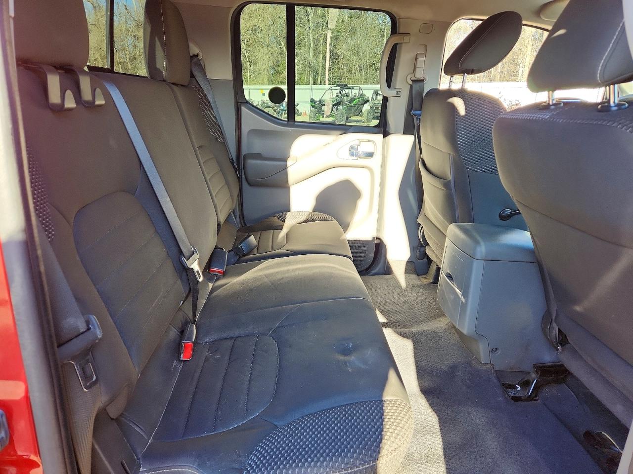 2019 NISSAN FRONTIER DESERT RUNNER photo 28
