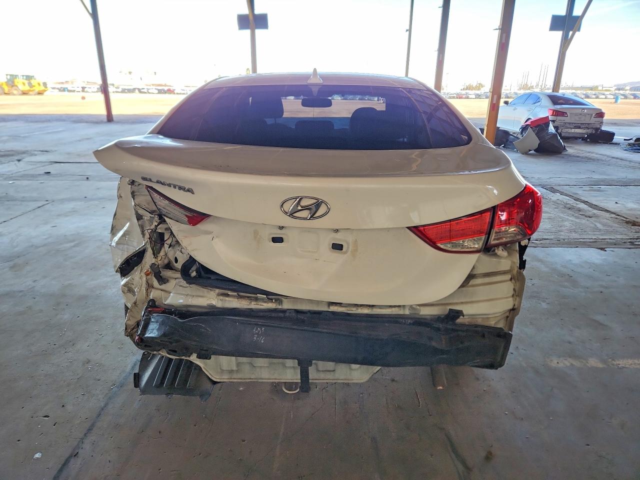2013 HYUNDAI ELANTRA GLS photo 6