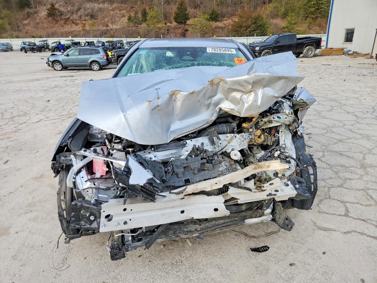 2025 TOYOTA CAMRY photo 5