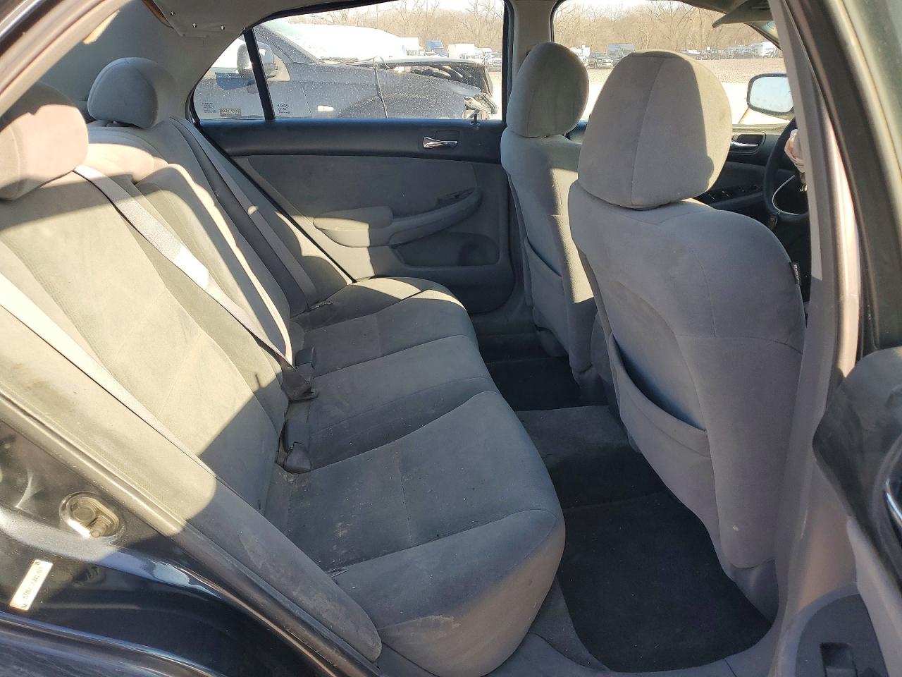 2006 HONDA ACCORD LX photo 19