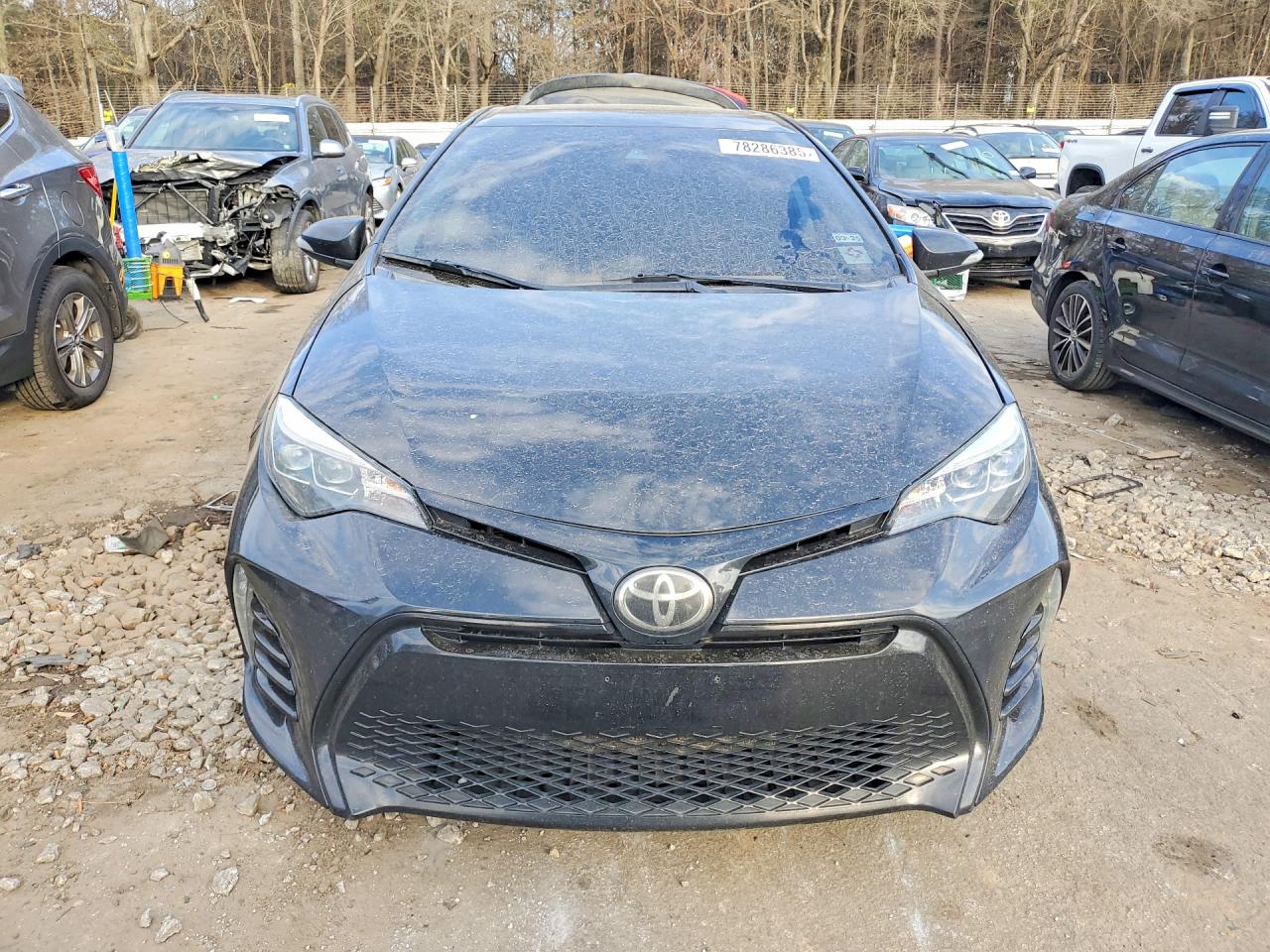 2017 TOYOTA COROLLA photo 5